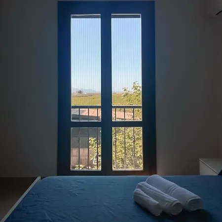 Holiday home Lo Stagnone Volante - In