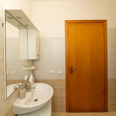 Holiday home Lo Stagnone Volante - In